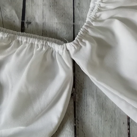 EUC White Bandeau bell sleeve top - Small - Picture 7 of 7